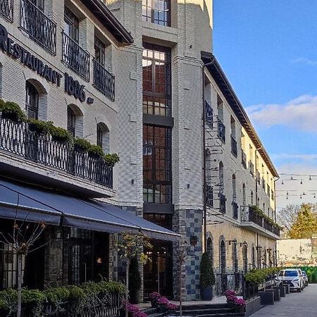 Victoria Deluxe Hotel Czerniowce Zewnętrze zdjęcie
