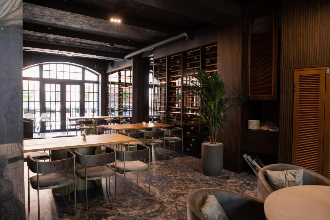 Victoria Deluxe Hotel Czerniowce Zewnętrze zdjęcie