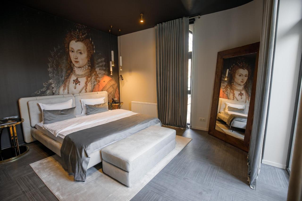 Victoria Deluxe Hotel Czerniowce Zewnętrze zdjęcie