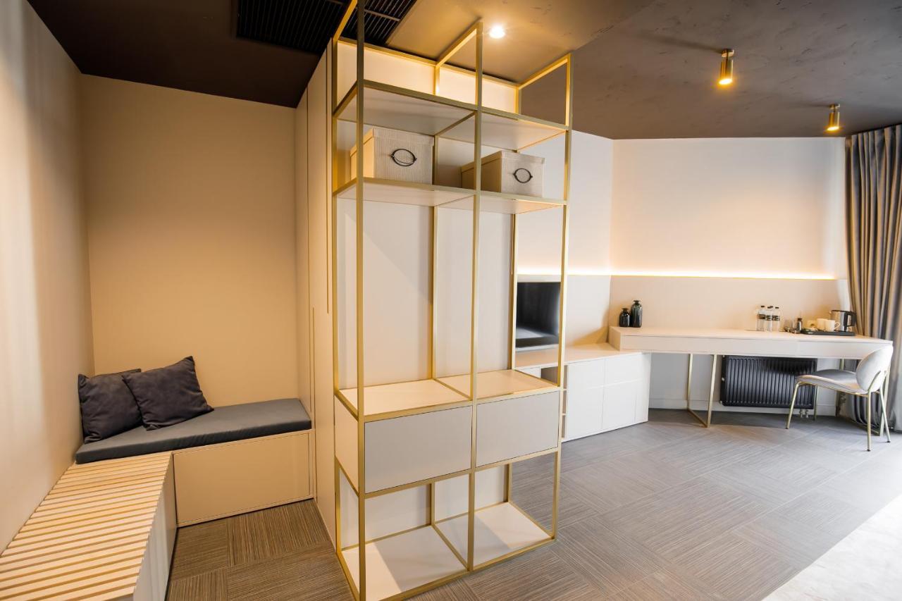 Victoria Deluxe Hotel Czerniowce Zewnętrze zdjęcie