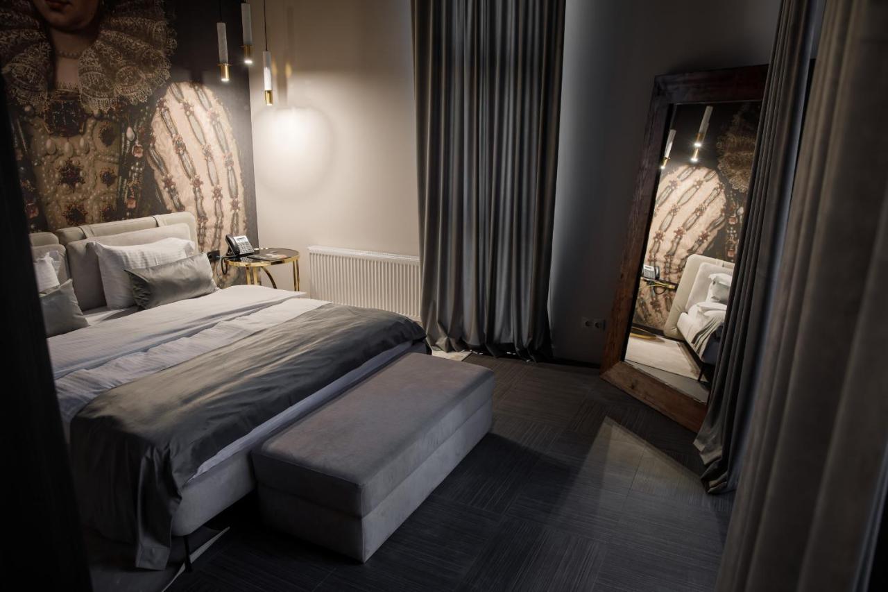 Victoria Deluxe Hotel Czerniowce Zewnętrze zdjęcie