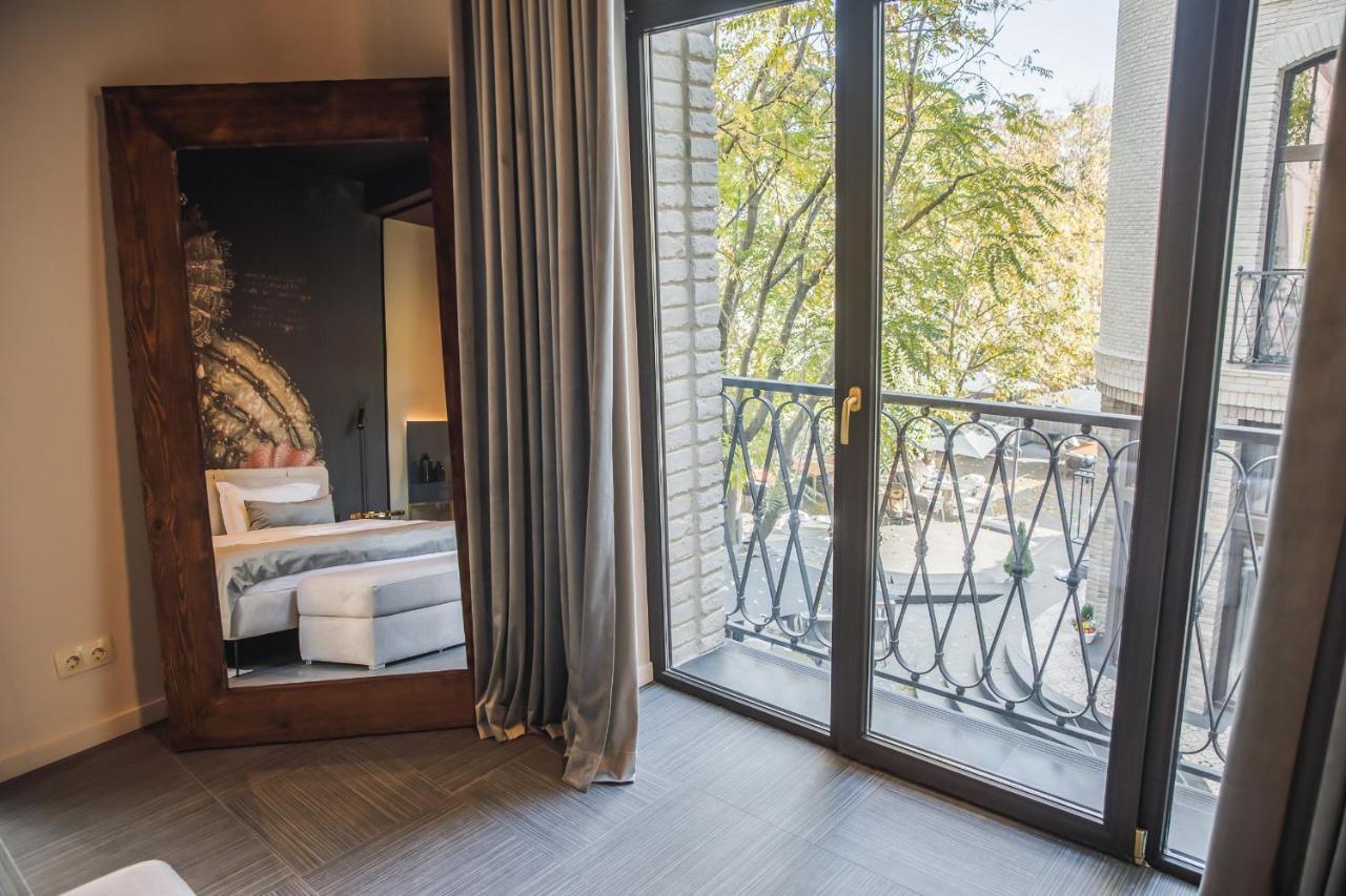 Victoria Deluxe Hotel Czerniowce Zewnętrze zdjęcie