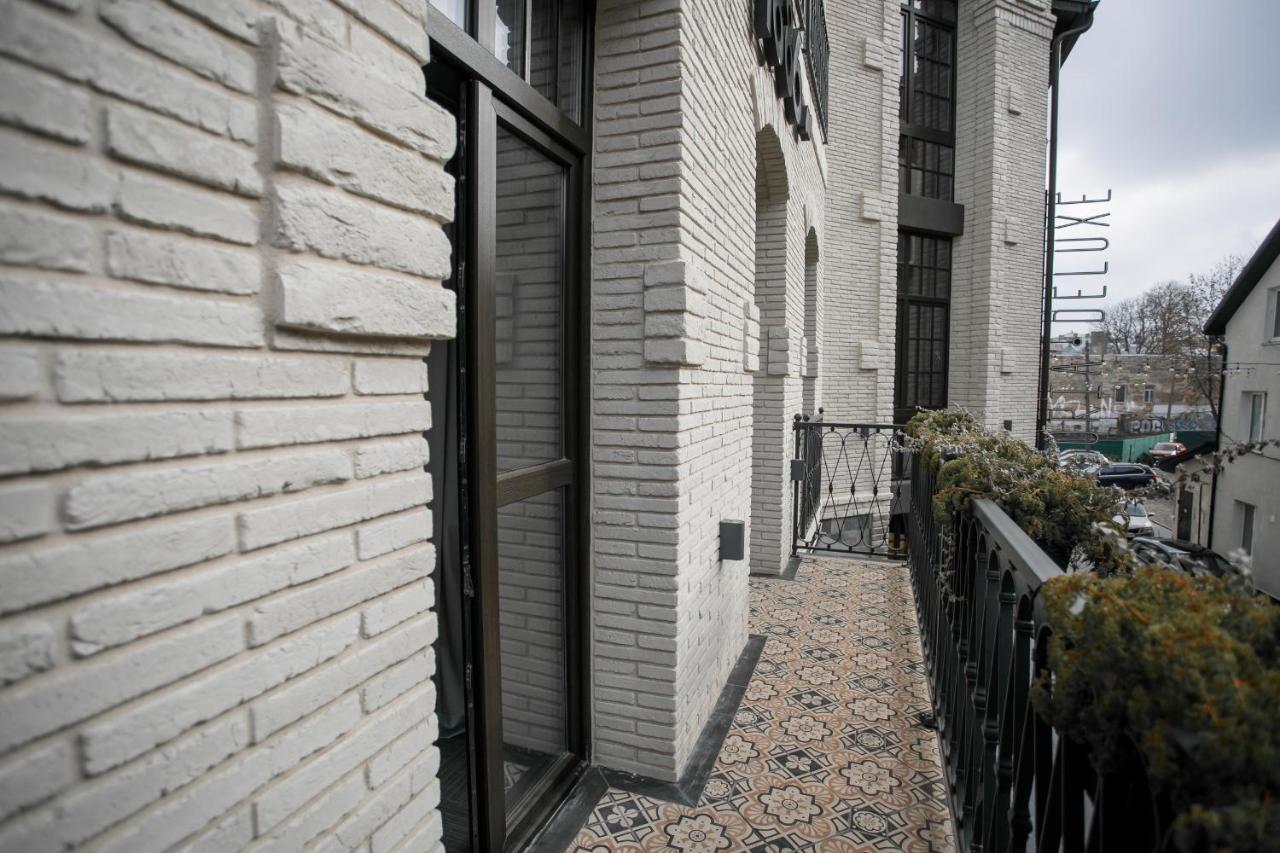 Victoria Deluxe Hotel Czerniowce Zewnętrze zdjęcie